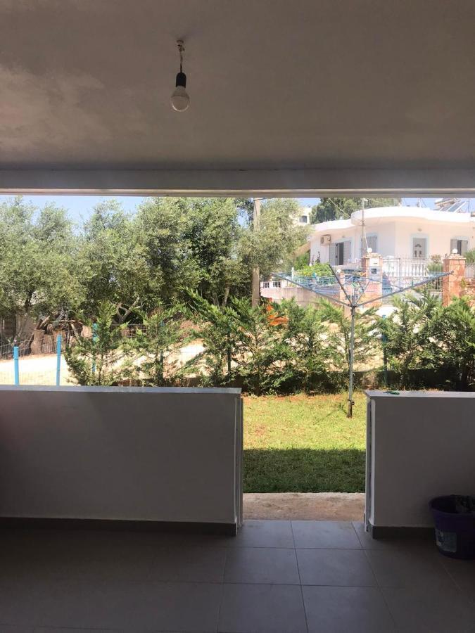 Luxury Seaside House With 2 Bathrooms Ksamil Exterior photo